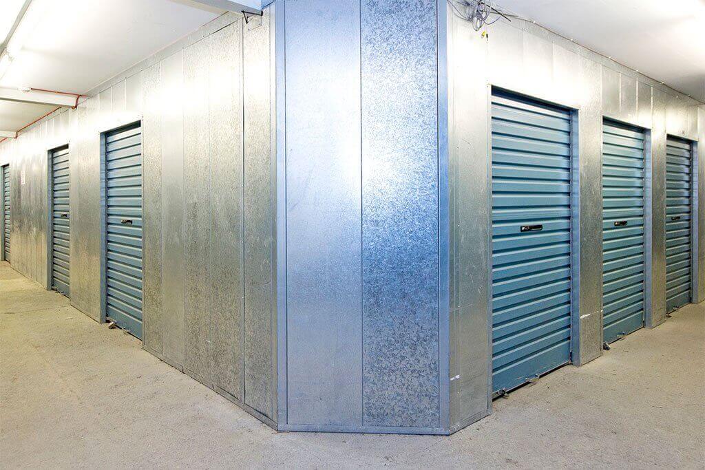 six walk-in cold rooms